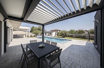 Pergola 12